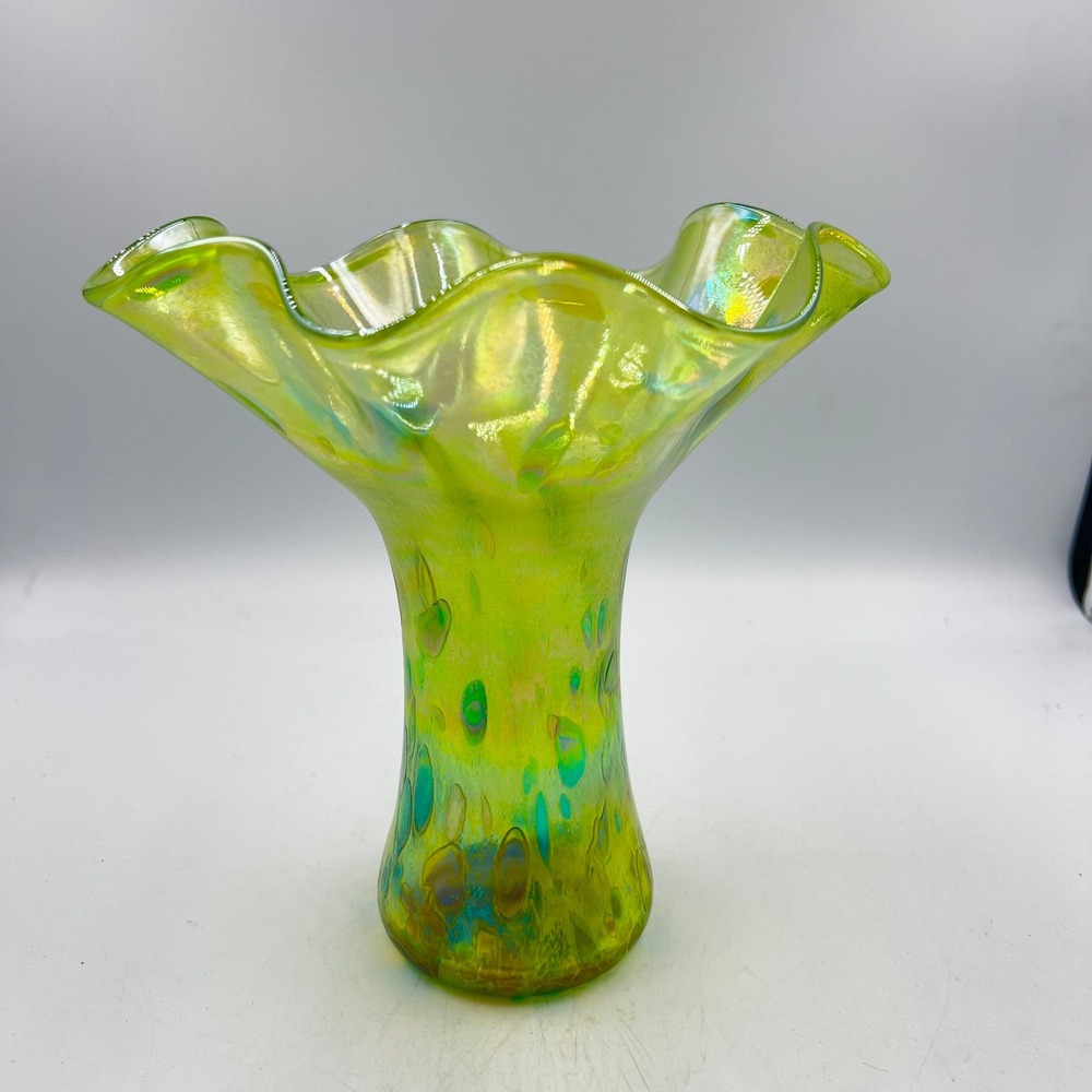 Glass Eye Studio Iridescent Hand Blown Art Glass Ruffle‎ Vase Green Blue